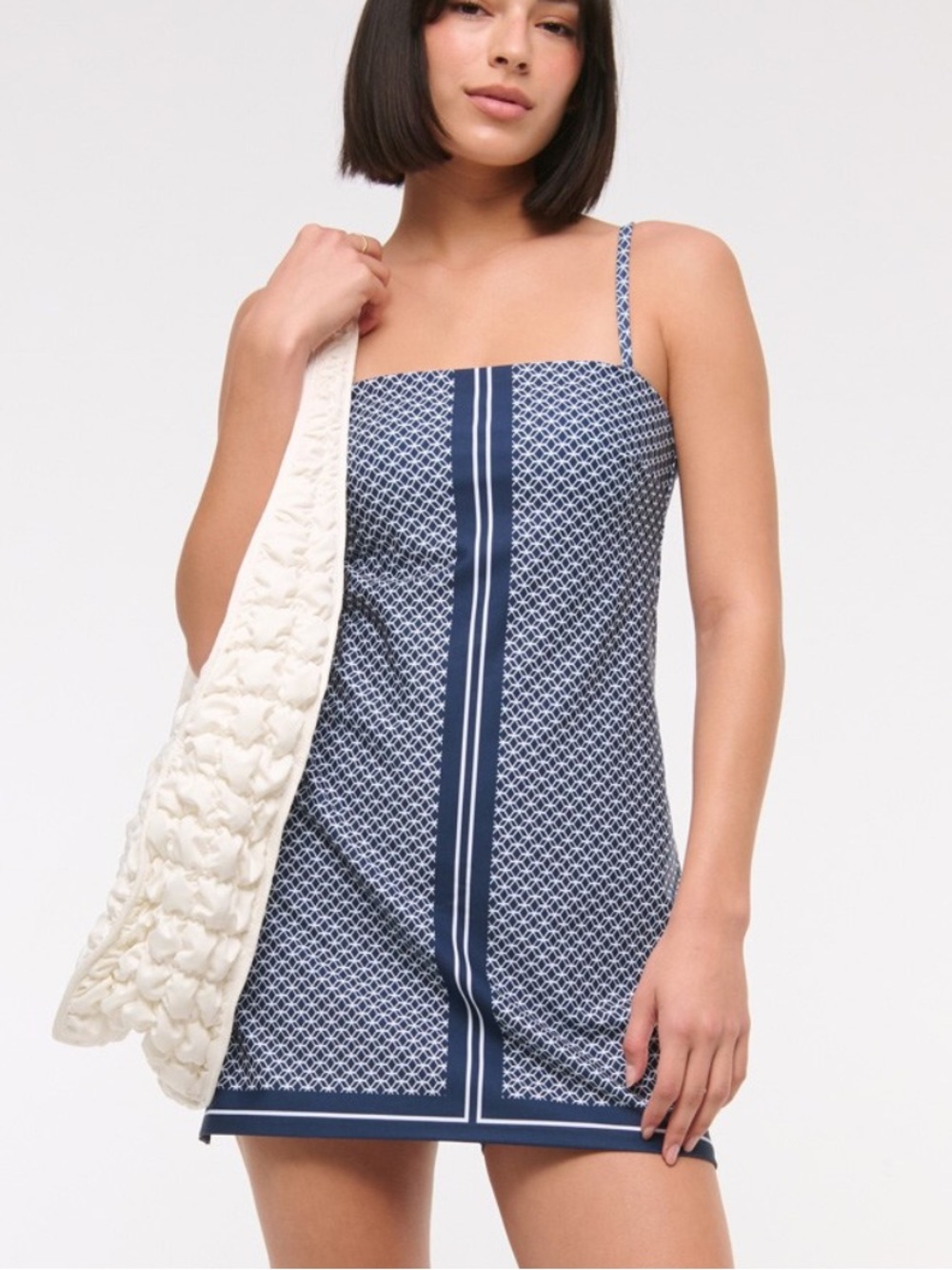 Abercrombie & Fitch
YPB sculptLUX Bandeau Mini Dress Size XL